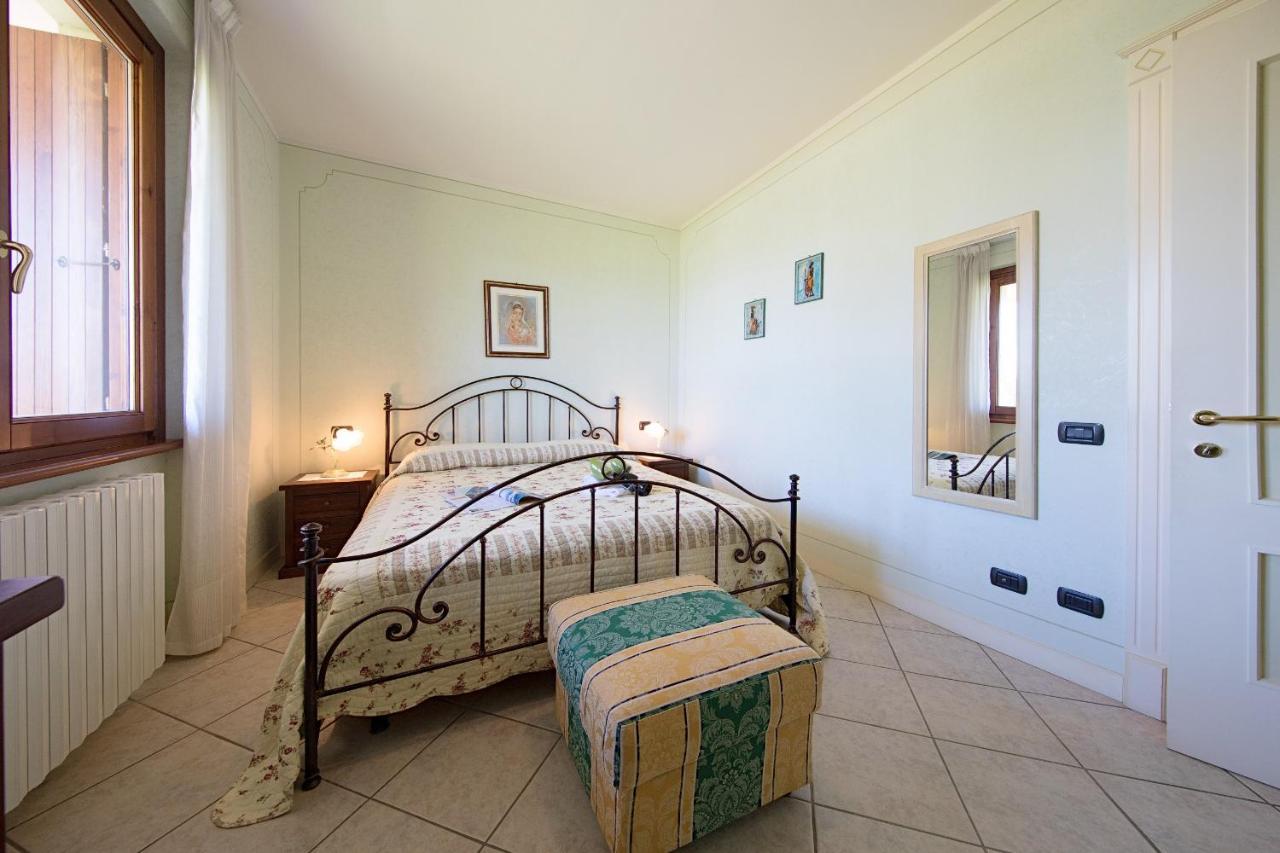 I Mosaici Apartments By Wonderful Italy シルミオーネ エクステリア 写真
